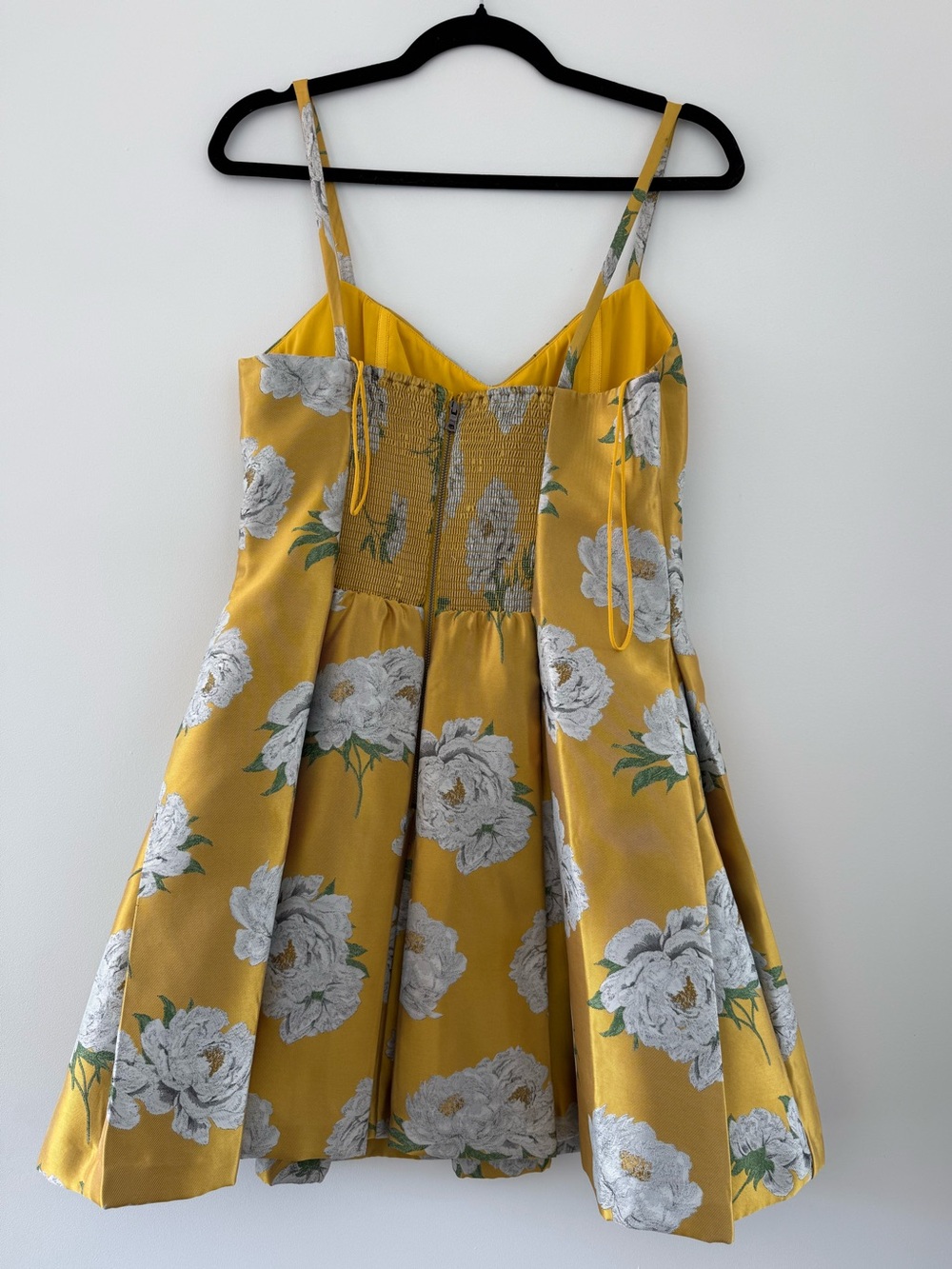 Alice & Olivia Isabelle Scoop Neck Pleated Flare Dress - Picture 8 of 8